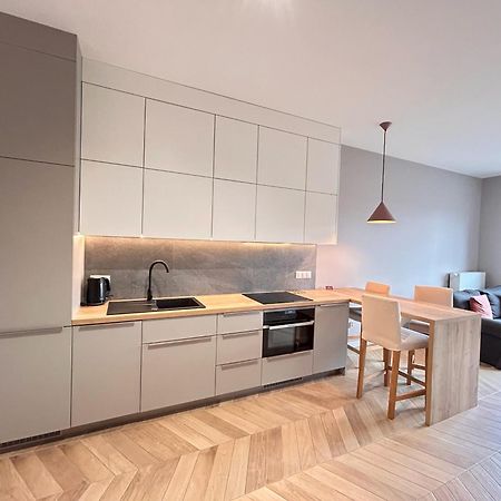 Apartmentprestige Central Station Краків Екстер'єр фото