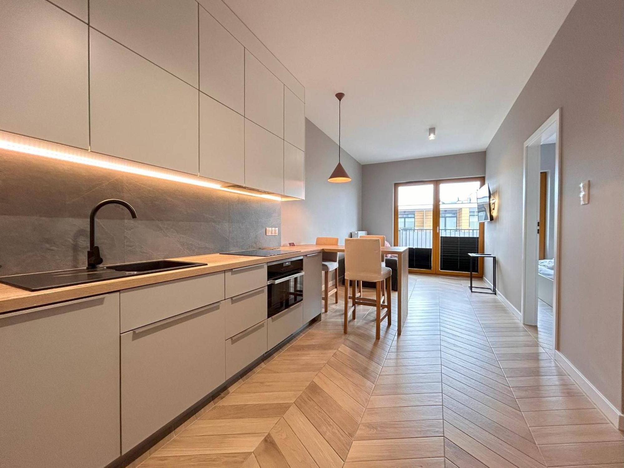 Apartmentprestige Central Station Краків Екстер'єр фото