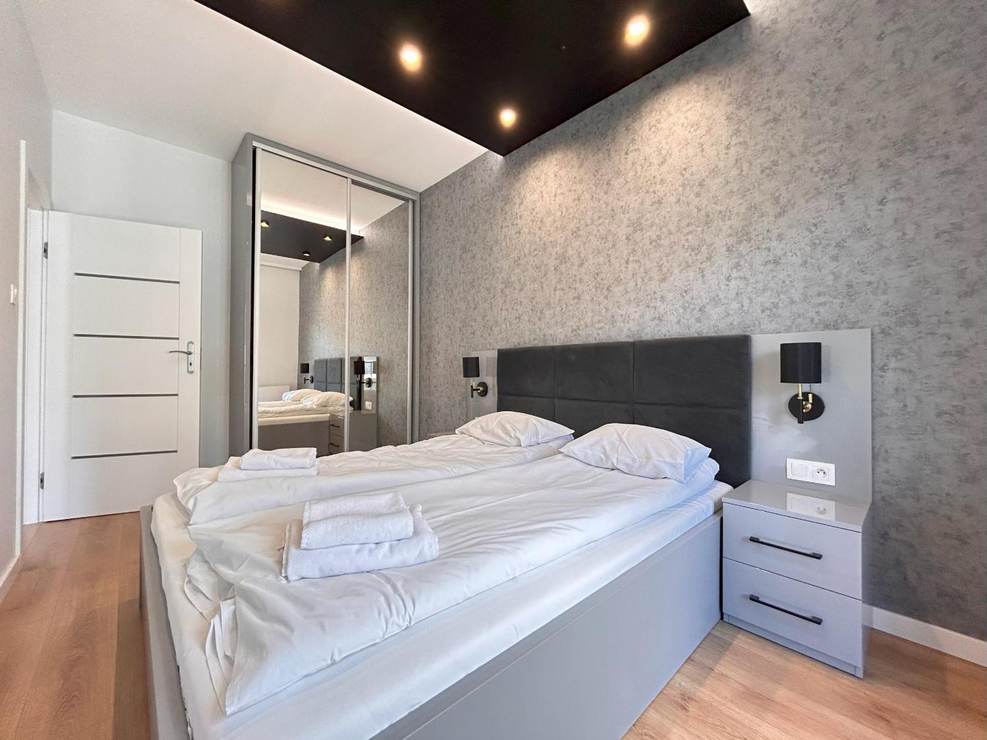 Apartmentprestige Central Station Краків Екстер'єр фото